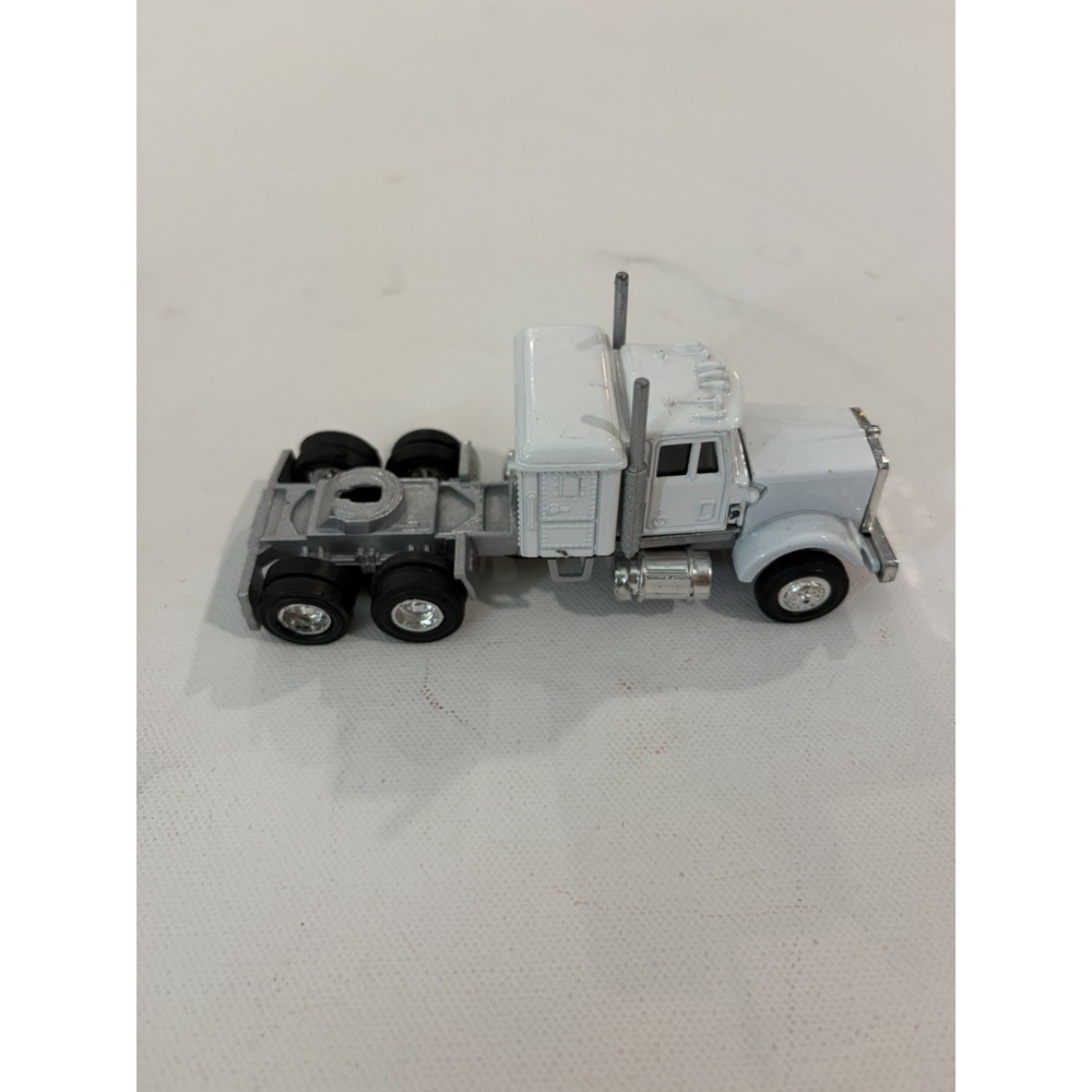 Lionel Die Cast Tractor Semi Truck White O Gauge Intermodal Vehicle No Trailer